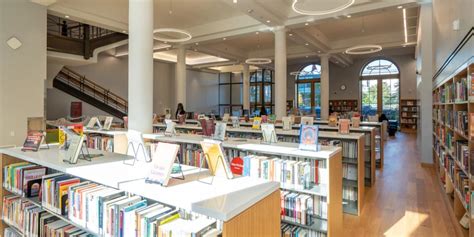 125th Street Library The New York Public Library