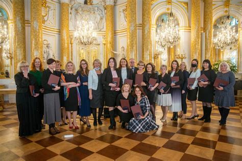 Nagroda Prezydenta M St Warszawy Dla Najlepszych Nauczycieli Mieszkaniec