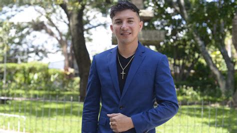 Óscar Aguilar canta “Ya no más” | Noticias de El Salvador - elsalvador.com