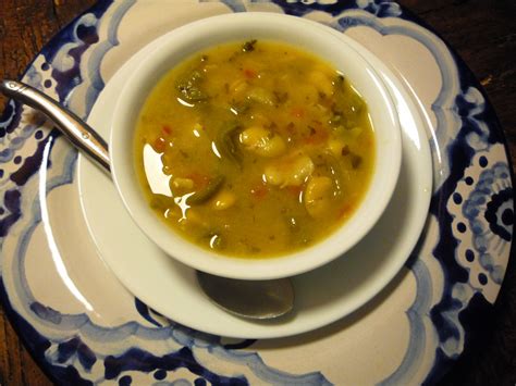 Sopa De Habas Secas Y Nopalitos Comida Mexicana Recetas De Comida