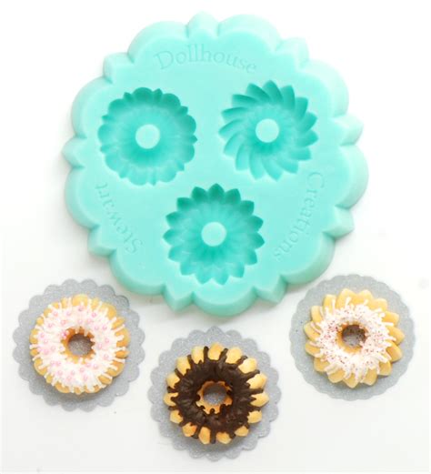 124 Round Bundt Cakes Stewart Dollhouse Creations