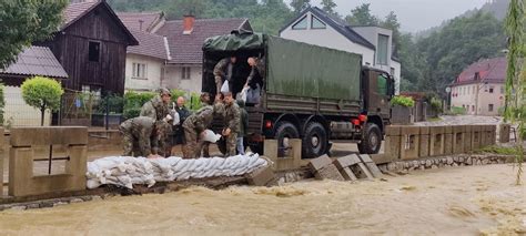 Poplave Slovenska Vojska