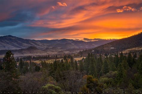 November Sunrise Stock Image Ashland Oregon Sean Bagshaw Outdoor