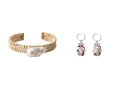 【ader Bijoux アデル ビジュー】のpompeii バロックパールラタンバングルandla Terre ヴィンテージガラスフープピアス