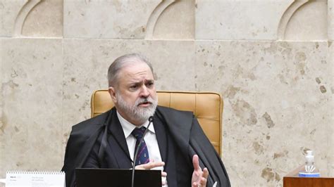 Aras faz último discurso no STF e diz que sua gestão foi cercada por