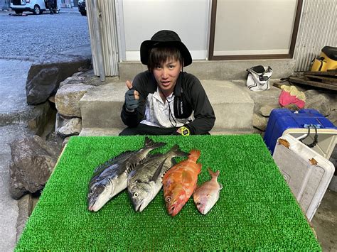 磯釣りでチヌ47㎝まで2枚・アカハタ・真鯛・ゲット！ 一栄丸渡船｜三重県紀北町