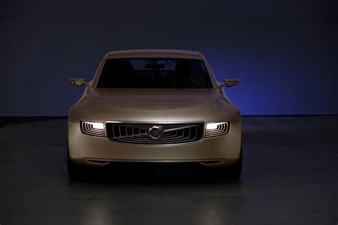 Volvo Concept Universe (2011) - picture 15 of 22