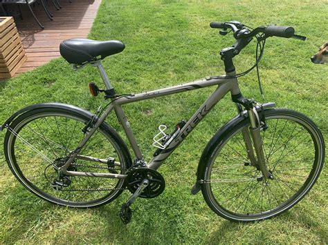 Trek 7100 Neon Rst Bike Gun Metal And Black Front And Rear Lights Stand