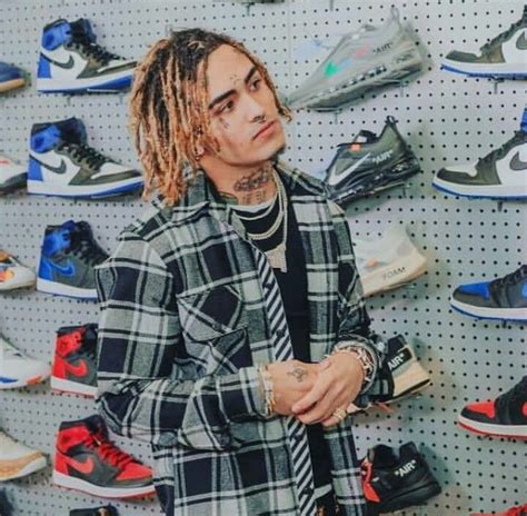 Pin By Isabelle Genaro On Lil Pump Lil Pump Rappers Hot Pumps