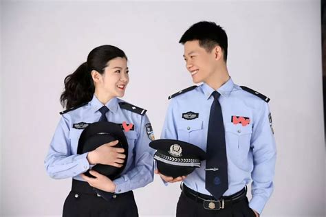 520 绝美婚纱照，制服党必看！ 李强威