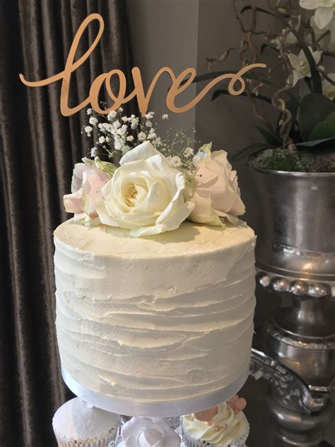 Rustic Style Buttercream Wedding Cake Uk Wedding Cakes Wedding Cake