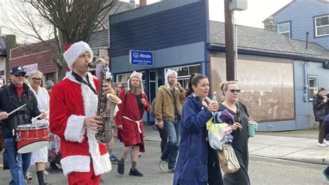 Edmonds Polar Plunge Participants Dive Into 2024