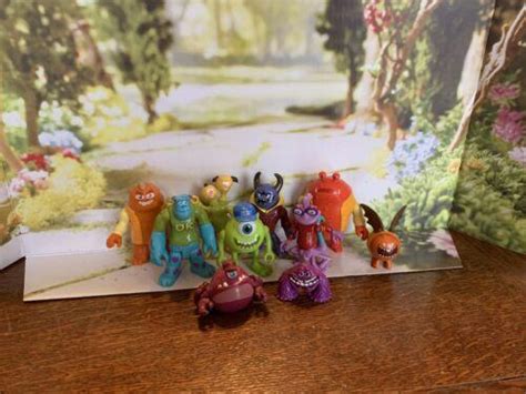 Imaginext Disneys Pixar Monsters University Lot