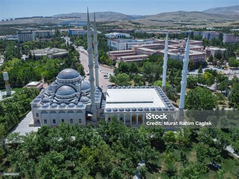 Konya Selcuk University Campus Mosque Drone Photos Stock Photo - Download Image Now - Aerial ...