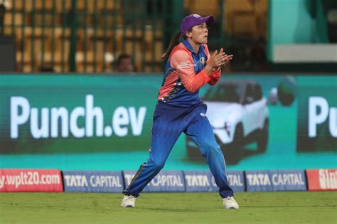 Georgia Wareham Goes On The Attack