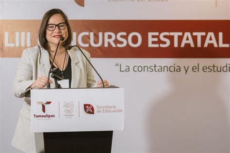 Premia Secretaria De Educación A Ganadores Del Concurso Estatal De Oratoria “sentimiento