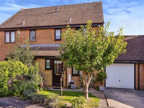 3 Bed Semi Detached House For Sale In Cogges Hill Road Witney Ox28 £