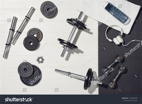 84,358 Gym equipment black white Images, Stock Photos & Vectors ...