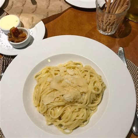 Boa tarde Sugestão para o almoço no Rio o macarrão feito dentro do