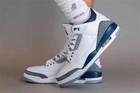 Where To Buy Air Jordan 3 Midnight Navy Hypebae