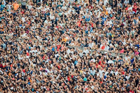 20 Crowd Pictures Download Free Images On Unsplash