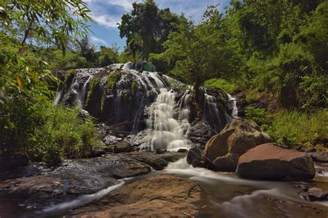 Wisata Terbaru Rekomendasi Wisata Air Terjun Terbaik Dan