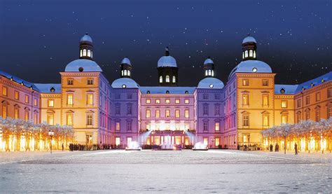 Berraschungen Im Varta F Hrer Adventskalender Der Varta