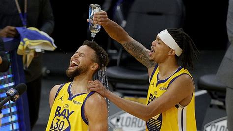 Resumen NBA Stephen Curry anotó 62 puntos y Golden State se impuso a