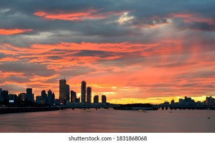 Yeouido Yeongdeungpogu Seoul South Korea July Stock Photo 1831868068