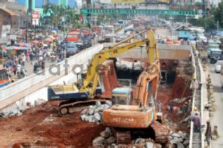 Pembangunan Under Pass Pasar Minggu Datatempo