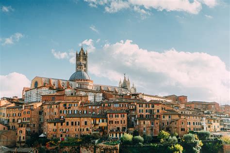 Siena Italy Pictures Download Free Images On Unsplash