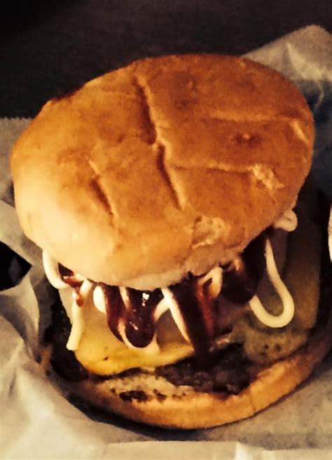 This Ultimate Burger Bucket List In Kansas Will Make Your Mouth Water