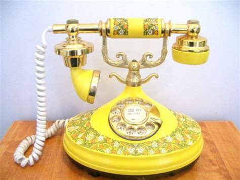 Reserved For Lissette Vintage French Style Empress Telephone 1973