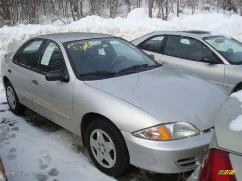 2001 Ultra Silver Metallic Chevrolet Cavalier Sedan 25891097 Photo 13