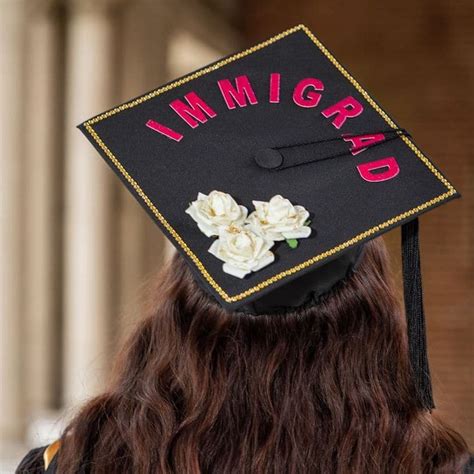 How To Decorate A Graduation Cap Creative Ideas And Tips Decor