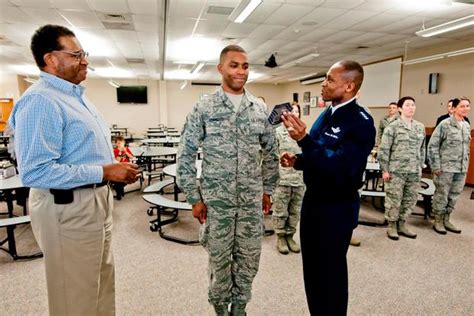 Air Force To Promote Almost 1 500 Airmen To Senior Master Sergeant