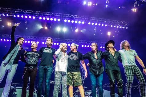 Foreigner Reunite With Orig Drummer Dennis Elliott Best Classic Bands