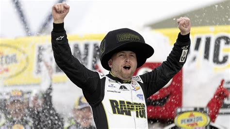 William Byron Dominates In Las Vegas Back Sports Page