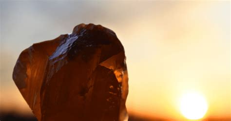 10 Amazing Honey Calcite Crystal Meanings And Crystal Properties The