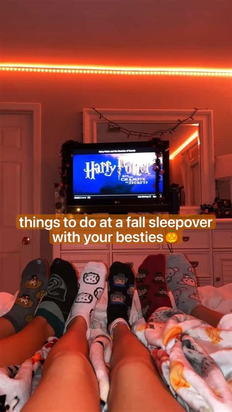 Things To Do At A Fall Sleepover With Your Besties🎃 Girl Sleepover