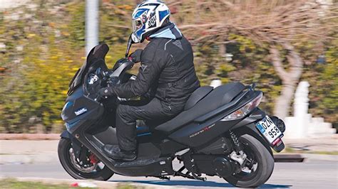 Δοκιμή Κymco Xciting R 300i UBS Aνεση 8211 Εργονο181ία Χωρίς δ kymco x