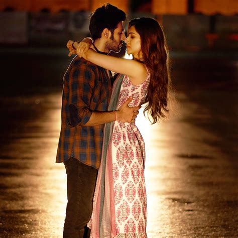 Exclusive Picture Luka Chuppi Song Duniyaa Kartik Aaryan Goes Back In