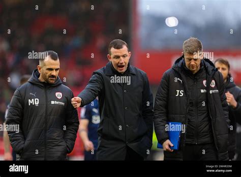 Oakwell Stadium Barnsley England 10th February 2024 Neill Collins