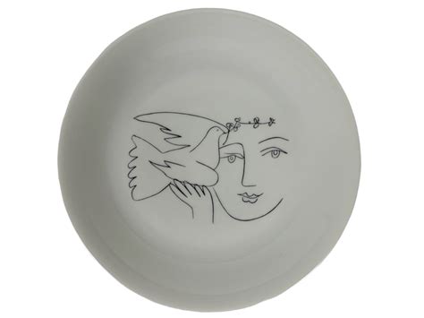 Pablo Picasso 1881 1973 Limoges France Porcelain Plate Facsimile Signed Picasso On Verso 9 5r