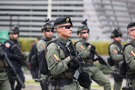 Duque Preside Por última Vez Desfile Militar De La Independencia De Colombia Reporteros Asociados