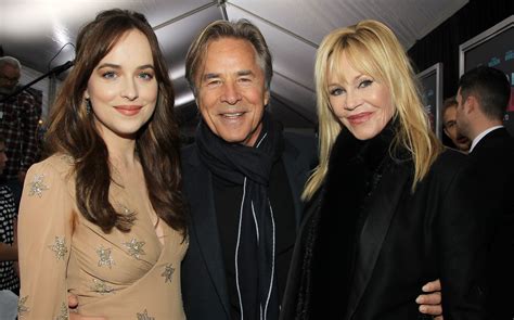 Why do fans on Twitter think Dakota Johnson is bisexual? – The US Sun ...