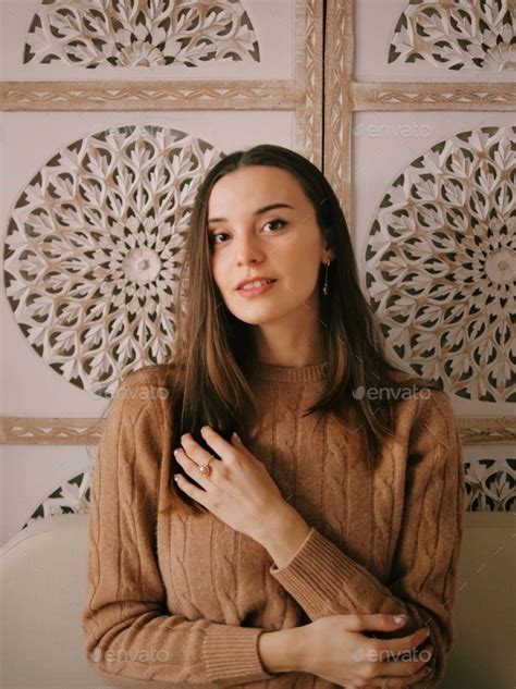Beauty Girl Nude Neutrals Earrings Model India Winter Autumn Brown Smiling Smile Stock Photo By