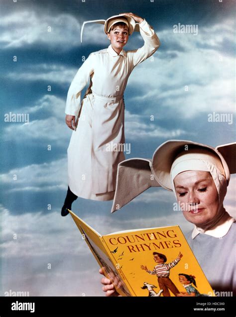 FLYING NUN, Sally Field, Marge Redmond, 1967-1970 Stock Photo - Alamy