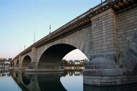 London Bridge Lake Havasu City