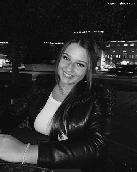 Grace H Grace H Nude OnlyFans Leaks The Fappening Photo 4073820 FappeningBook